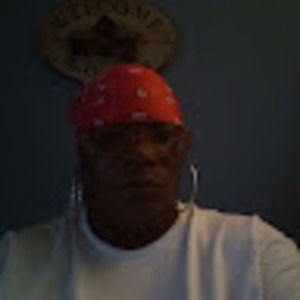 Meet your Posher, Violet